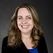 Headshot of Elizabeth Caven