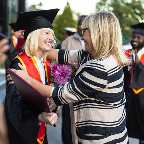 /getmedia/83be66a9 0b46 49b0 bef6 3dddabea8489/FOUNDATION_Scholarships_720x720_0126